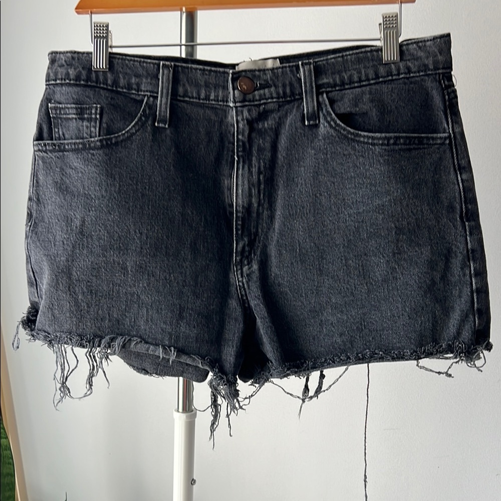 Universal Thread Black highest rise shortie Distressed Jean Shorts 12